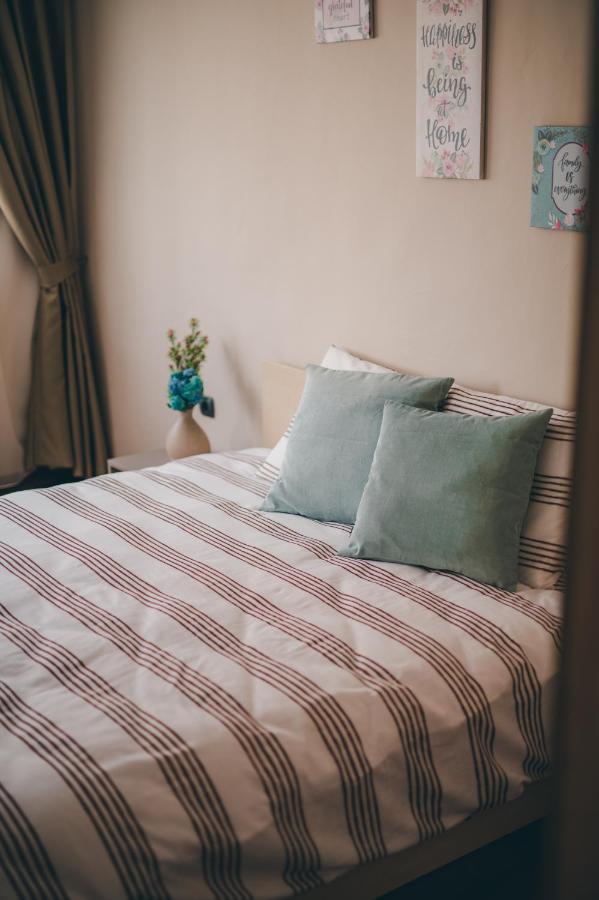 Unbeatable Location: New&Comfy Apartment Warna Exterior foto